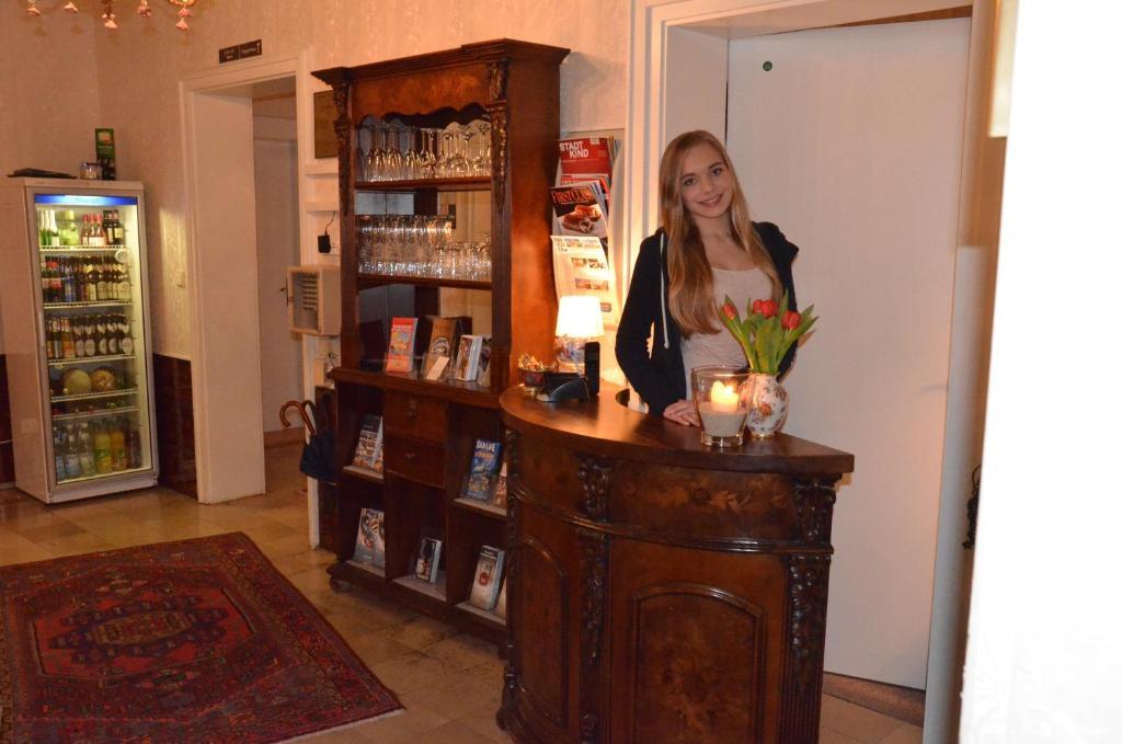 Hotel Waldersee Hannover Ngoại thất bức ảnh