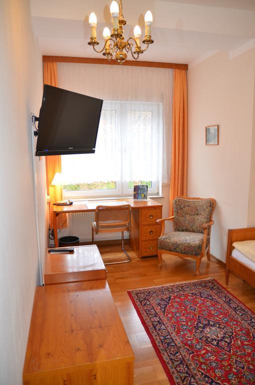 Hotel Waldersee Hannover Ngoại thất bức ảnh