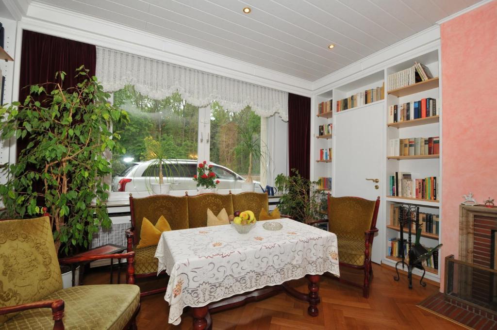 Hotel Waldersee Hannover Ngoại thất bức ảnh