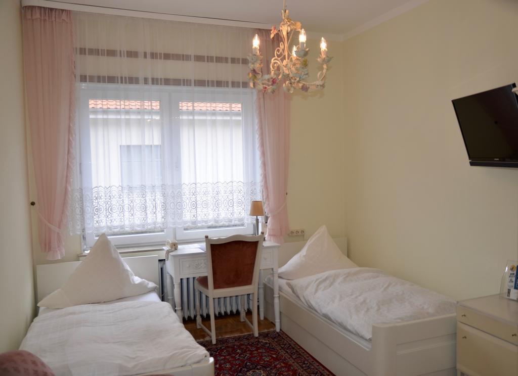 Hotel Waldersee Hannover Ngoại thất bức ảnh