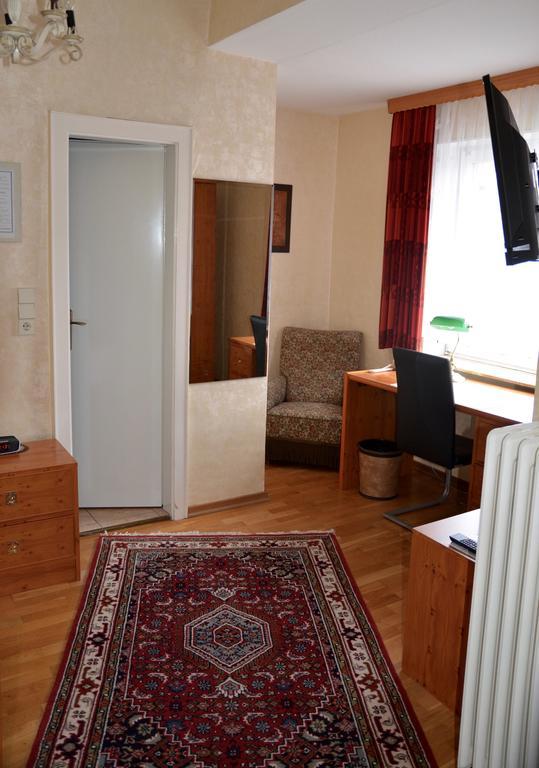 Hotel Waldersee Hannover Ngoại thất bức ảnh