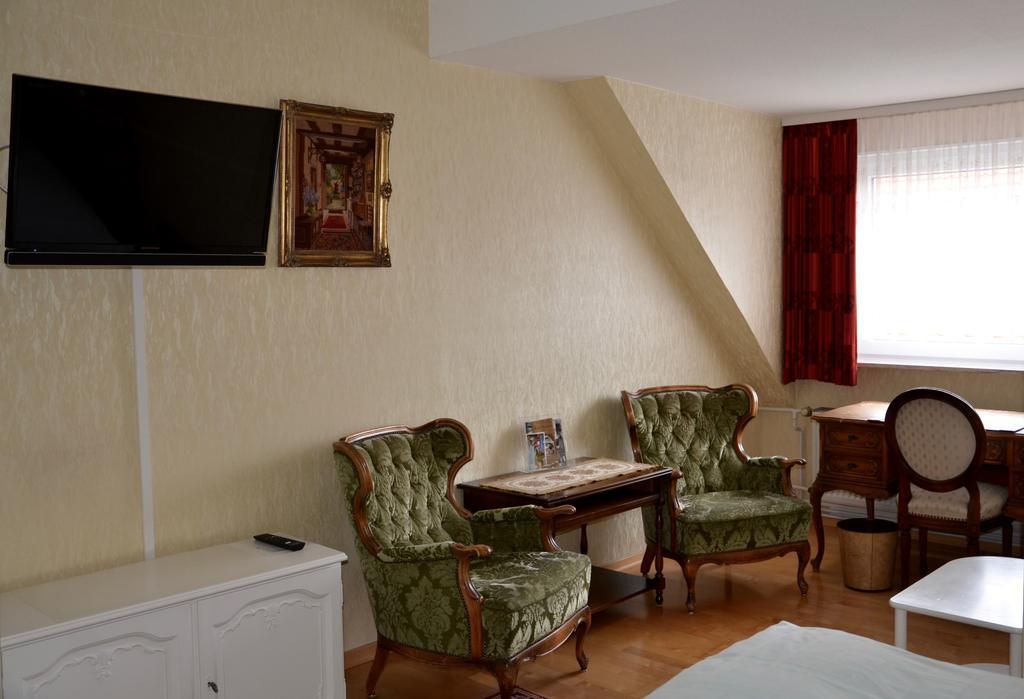 Hotel Waldersee Hannover Ngoại thất bức ảnh