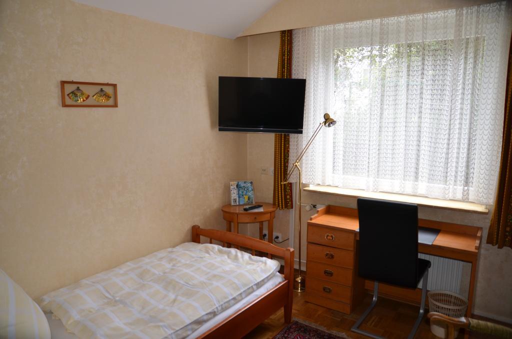 Hotel Waldersee Hannover Ngoại thất bức ảnh
