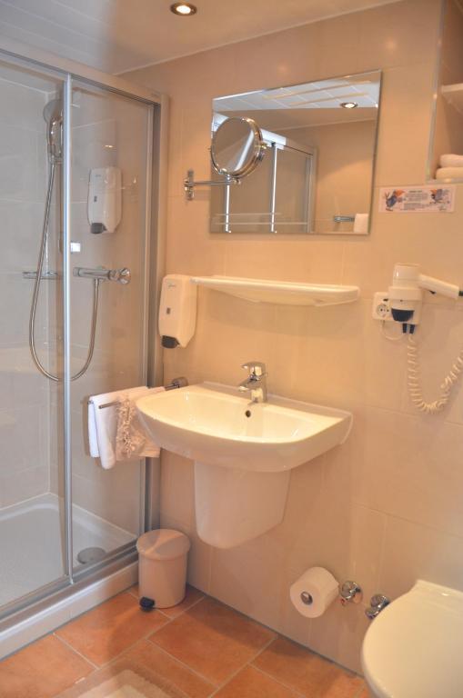 Hotel Waldersee Hannover Phòng bức ảnh